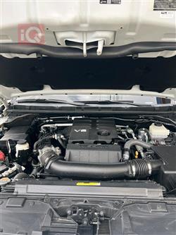 نيسان فرونتر